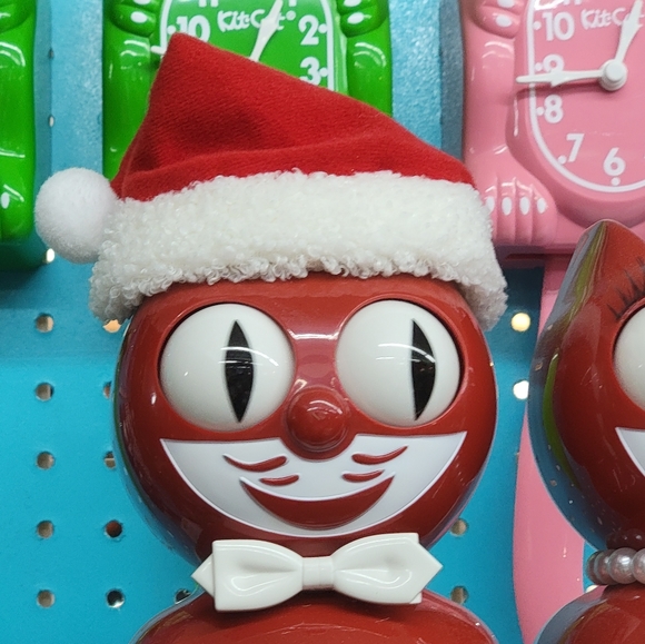 Santa hat for Kit-Cat Klock clock - Picture 3 of 6